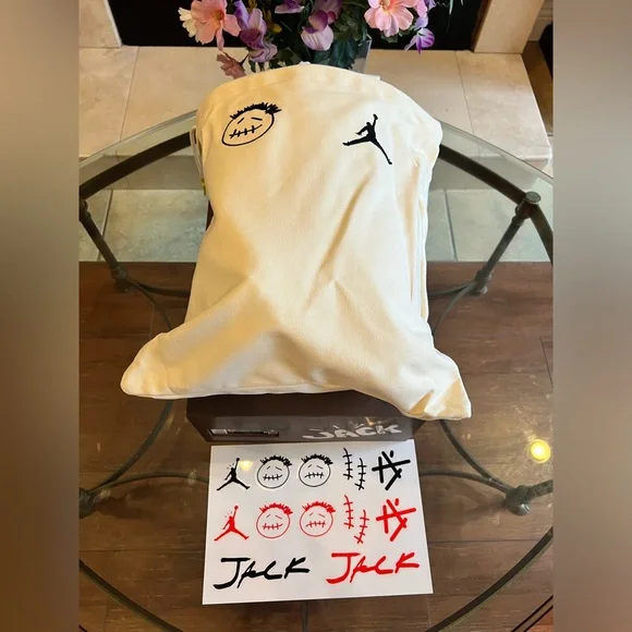 Size 9.5 - Jordan Jumpman Jack Travis Scott Bright CactusIn Hand